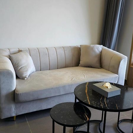 Hotel The Luxe Living Noida Zewnętrze zdjęcie