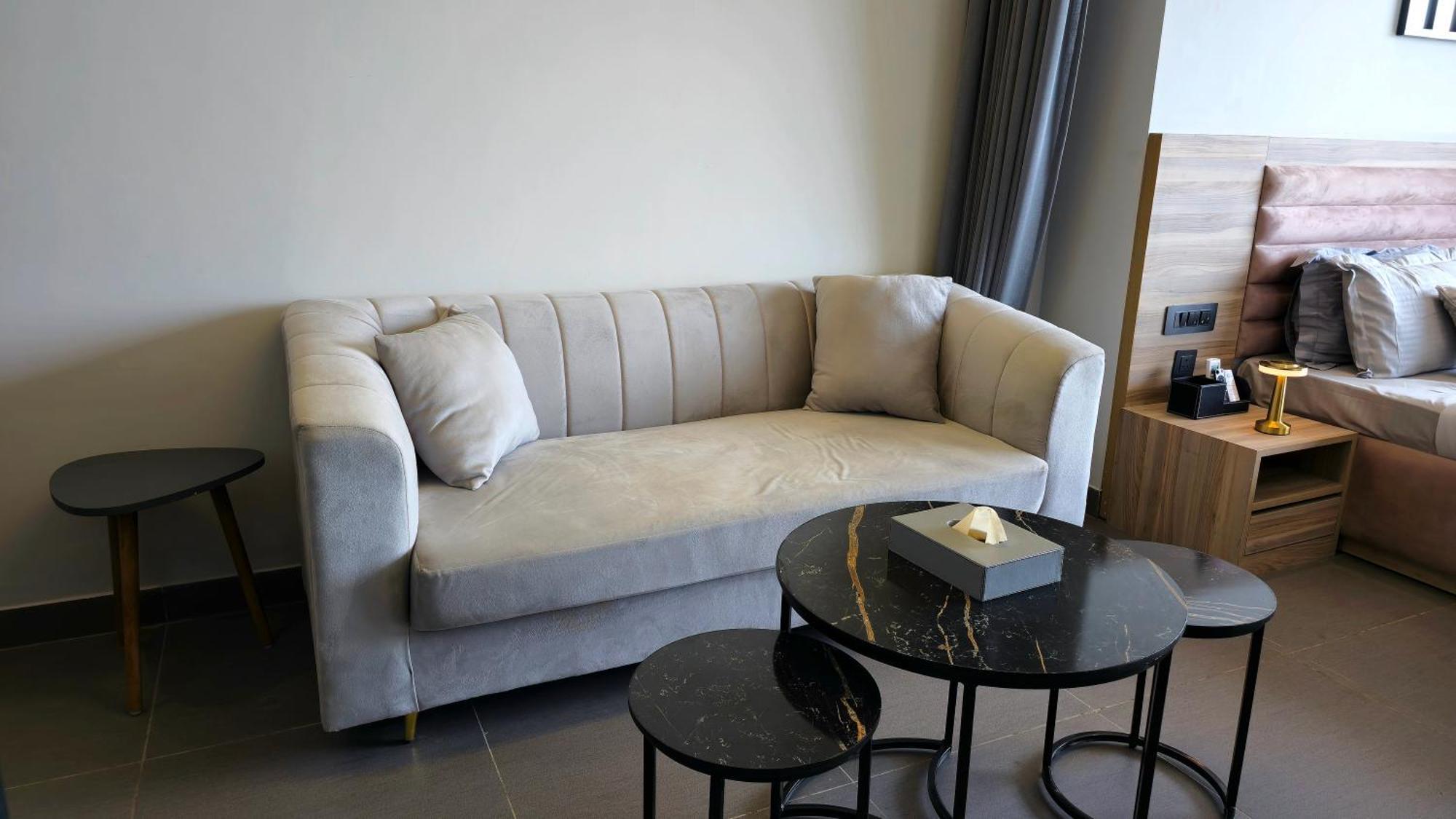 Hotel The Luxe Living Noida Zewnętrze zdjęcie